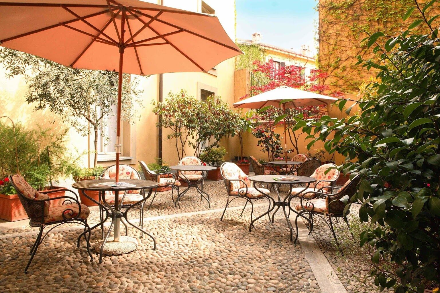 Hotel Regina Milán Exterior foto
